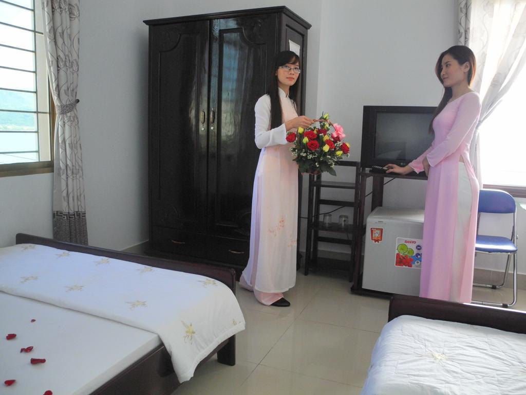 Nam Hong Hotel На Транг Екстериор снимка